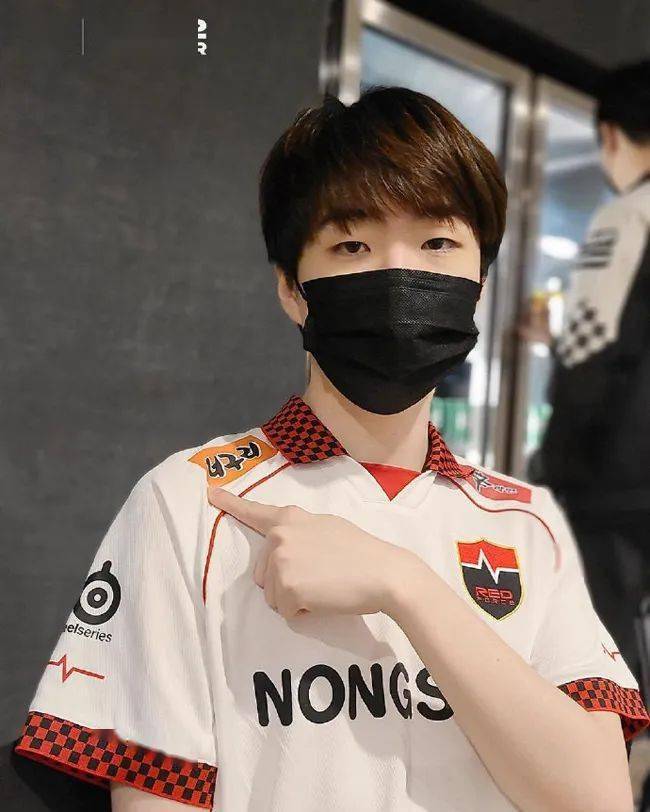 BRO险胜GEN,Peanut完成史诗逆转峡谷大战2025世界赛,成为赛场最大亮点的简单介绍 BRO险胜GEN,Peanut完成史诗逆转峡谷大战2025世界赛,成为赛场最大亮点的简单介绍