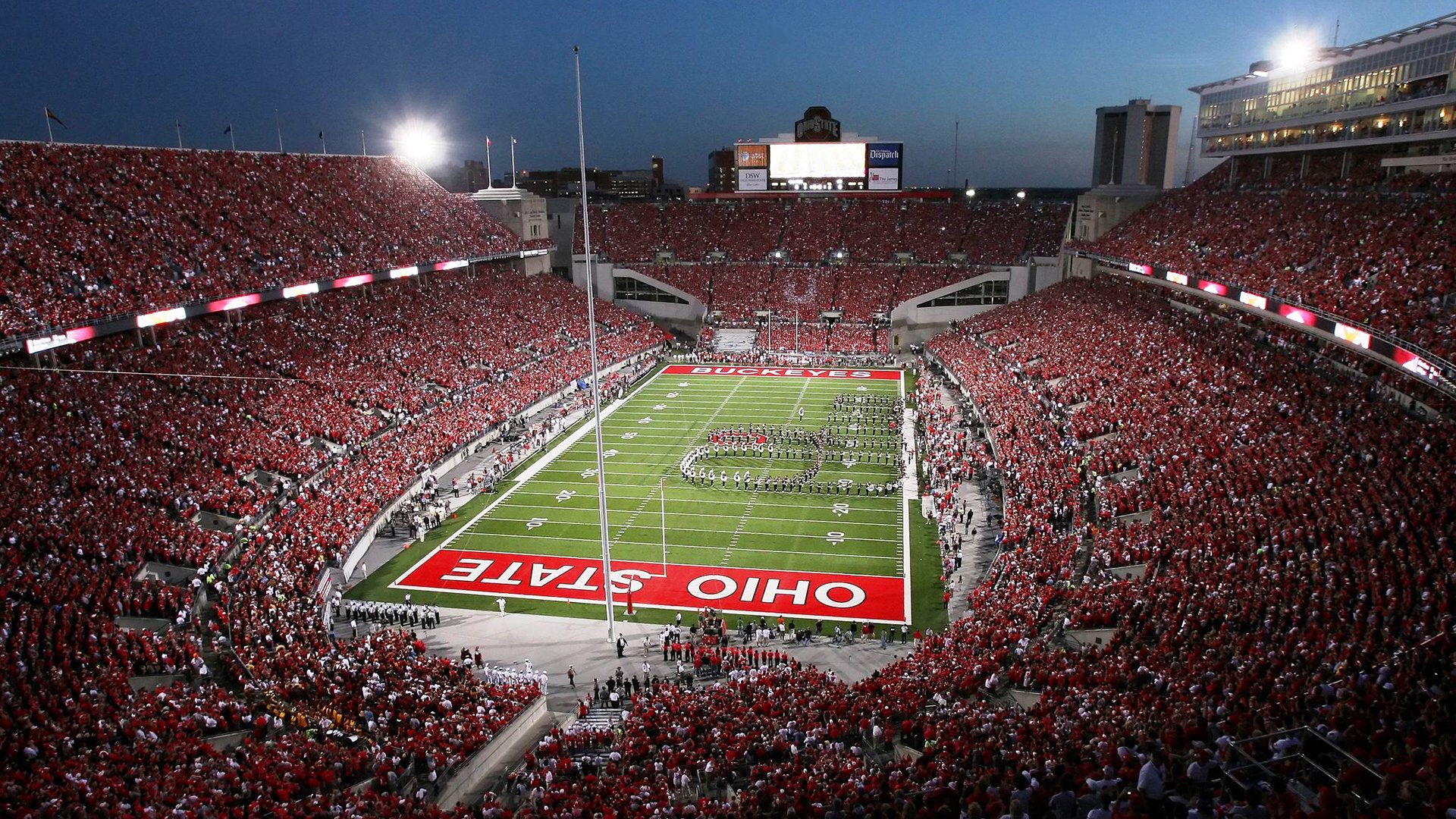 世界排名争夺战焦点战，莱比锡红牛拿下佛罗伦萨，德甲新贵再显锋芒