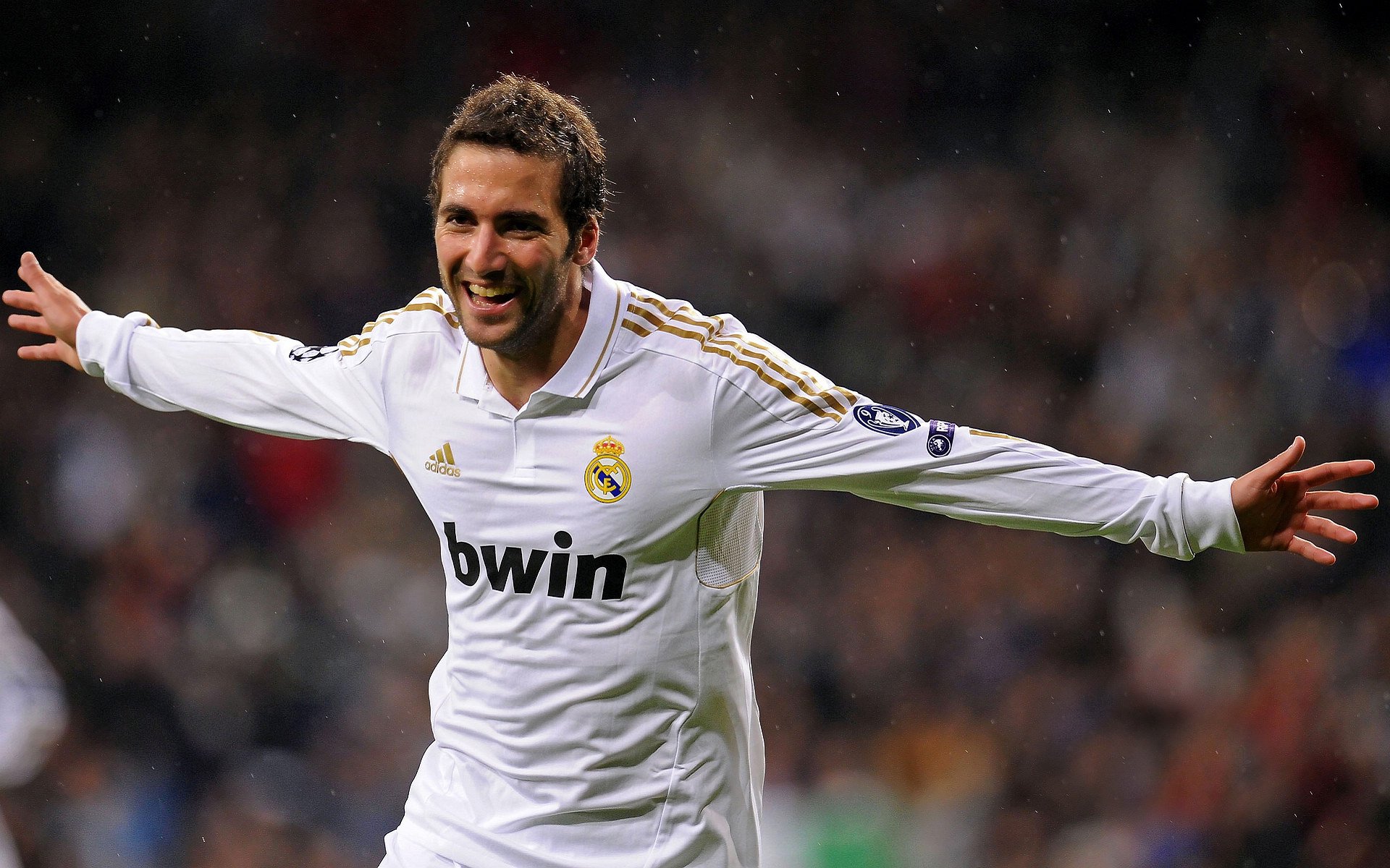 钢铁之城与少年心气，毕尔巴鄂的硬仗与卡马文加的破茧