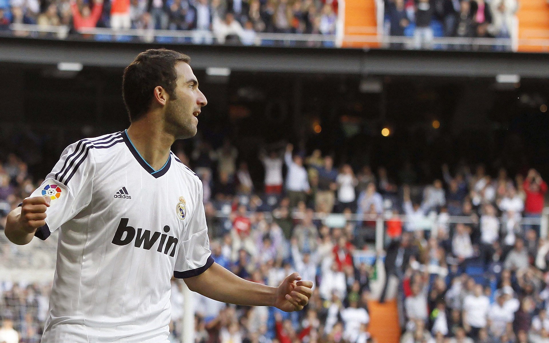 克瓦拉茨赫利亚的爆发之夜，里昂巅峰对决，法国足球的新篇章