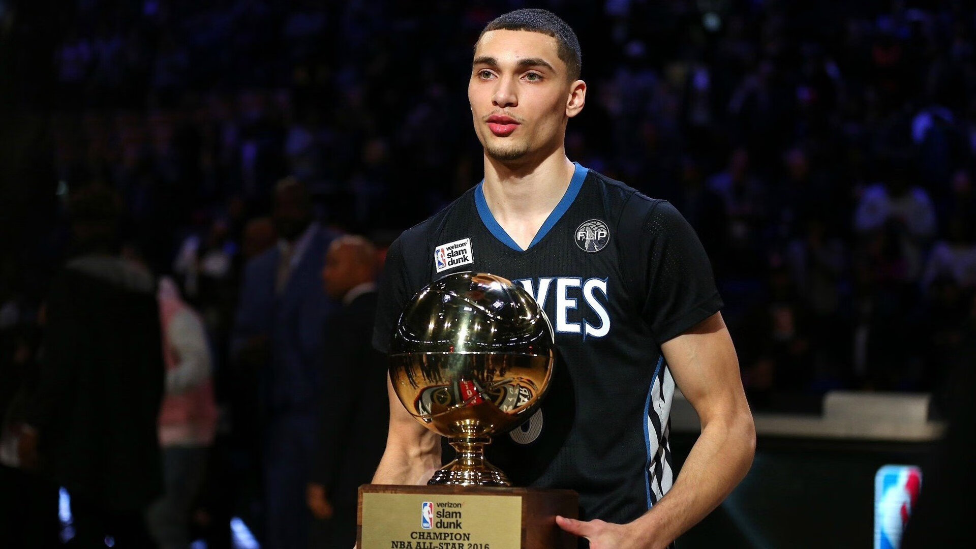 开云足球直播-国王防守锁死火箭，霍勒迪成为关键先生